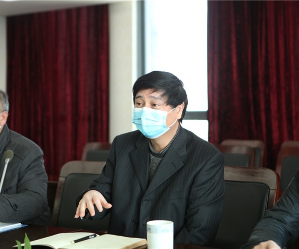 嘉兴市政协副主席马玉华来tyc41183太阳成集团丝绸集团调研事情